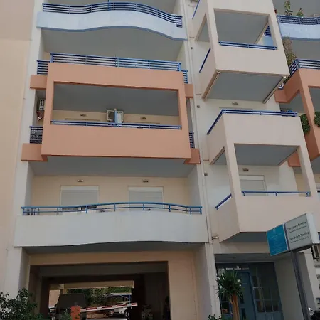 Fortezza In The Center 60m2 شقة ريثيمنو